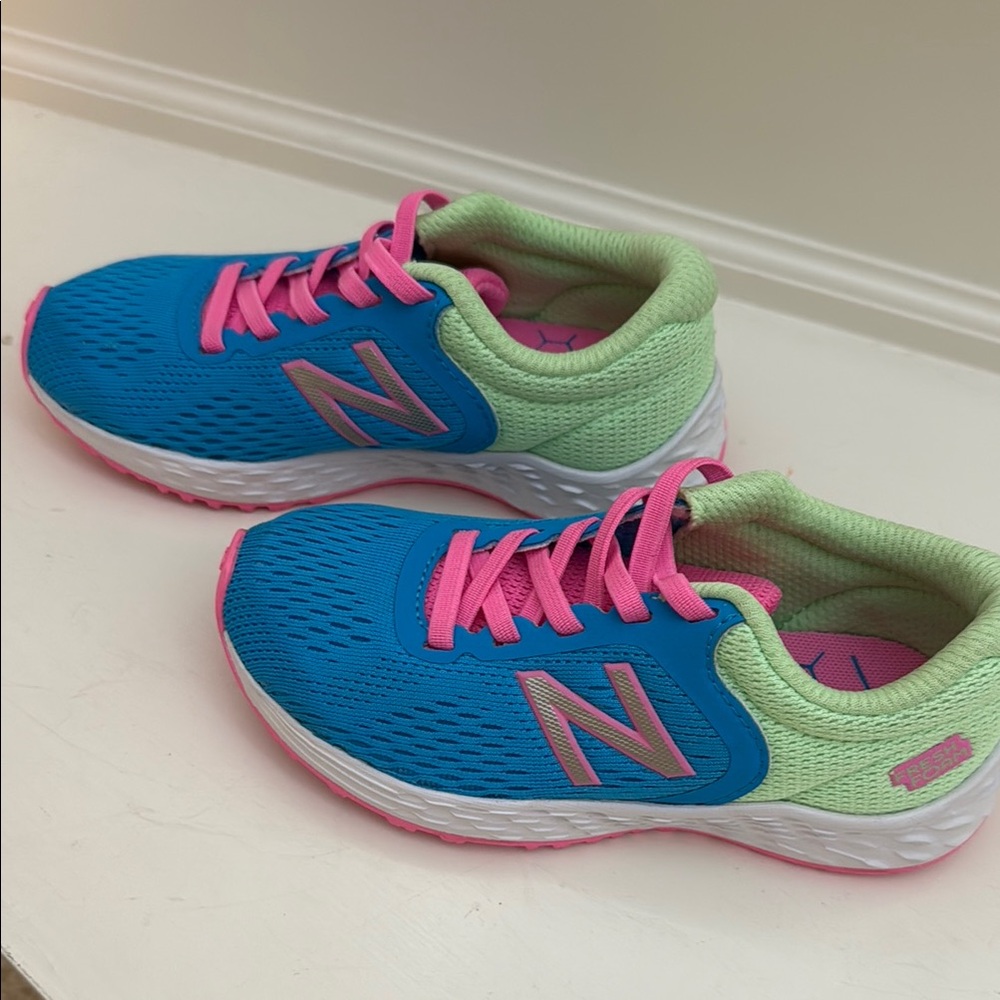 New Balance Blue and Pink Sneakers with Breathable Mesh
